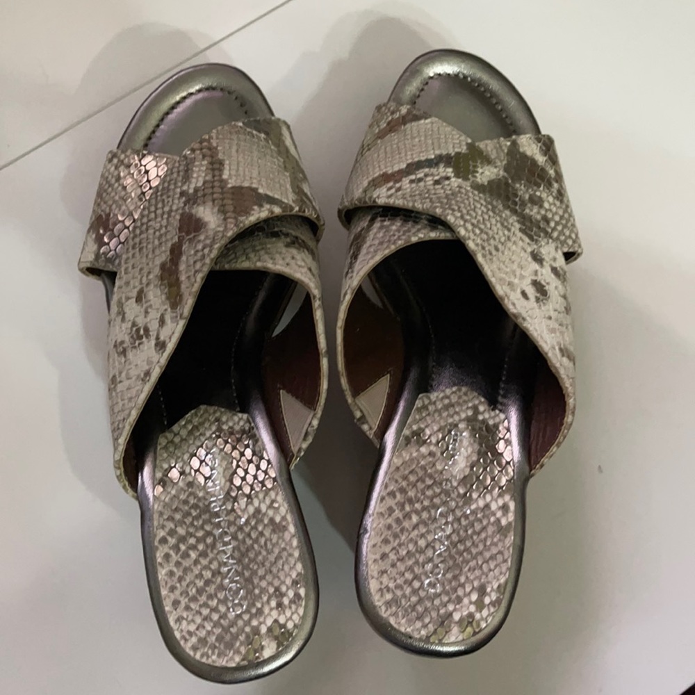 Donald J Pliner Shoes